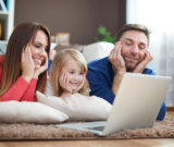 Fibra per Famiglie Numerose: Quanta Banda Serve e Quale Offerta Scegliere nel 2026